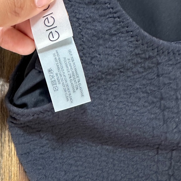 Gigi C Sports Bra Devon Top textured faux snake size XS - Picture 8 of 8